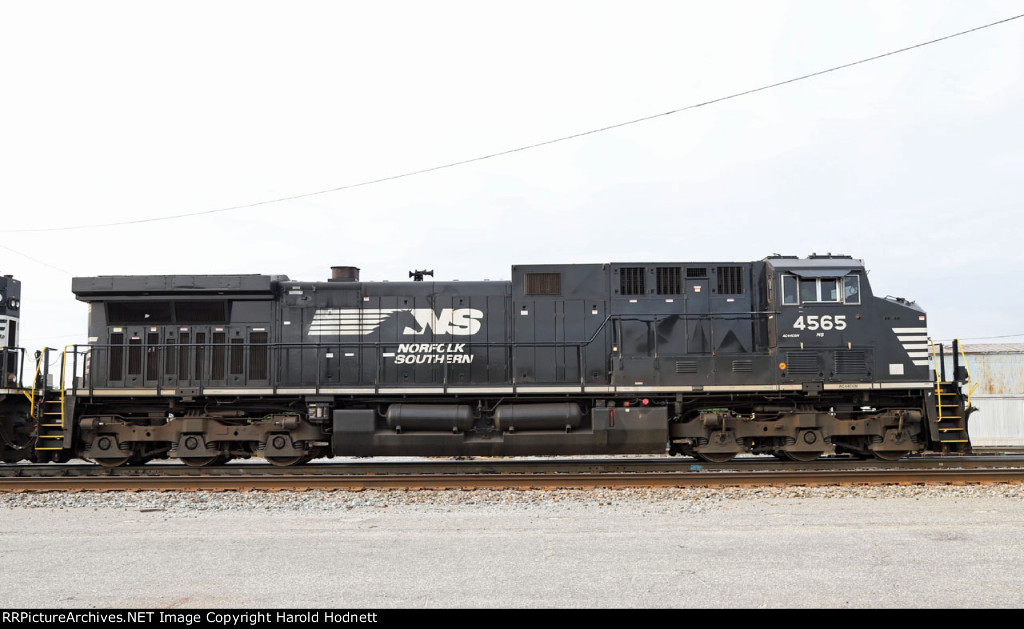 NS 4565